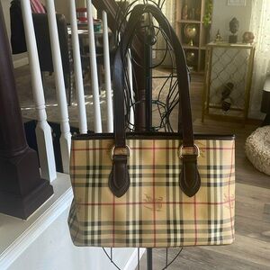 BURBERRY  Haymarket Check Medium Regent Tote Chocolate